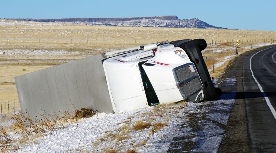 10 Causes of Truck Accidents